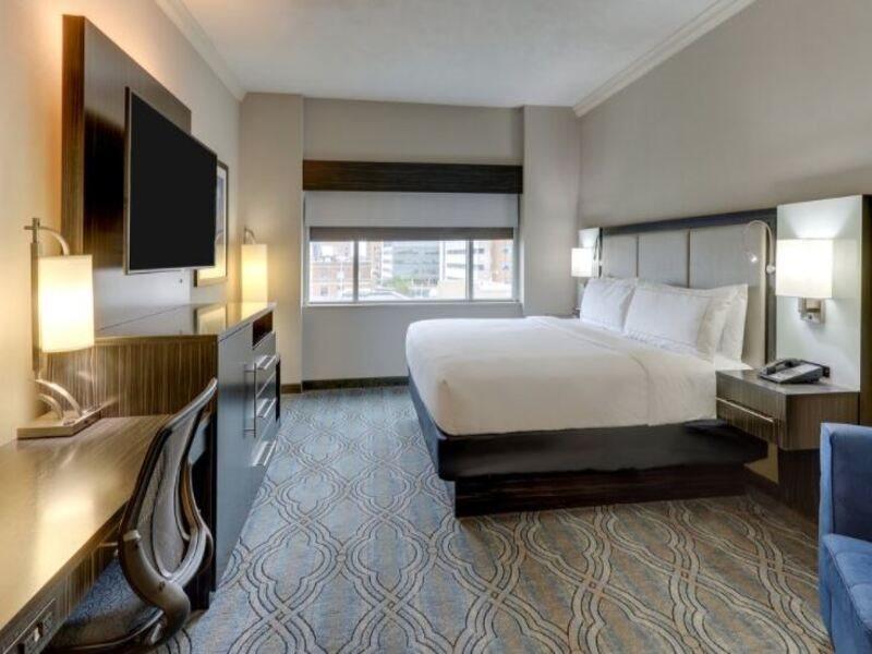 Doubletree By Hilton St. Louis Forest Park Exterior photo