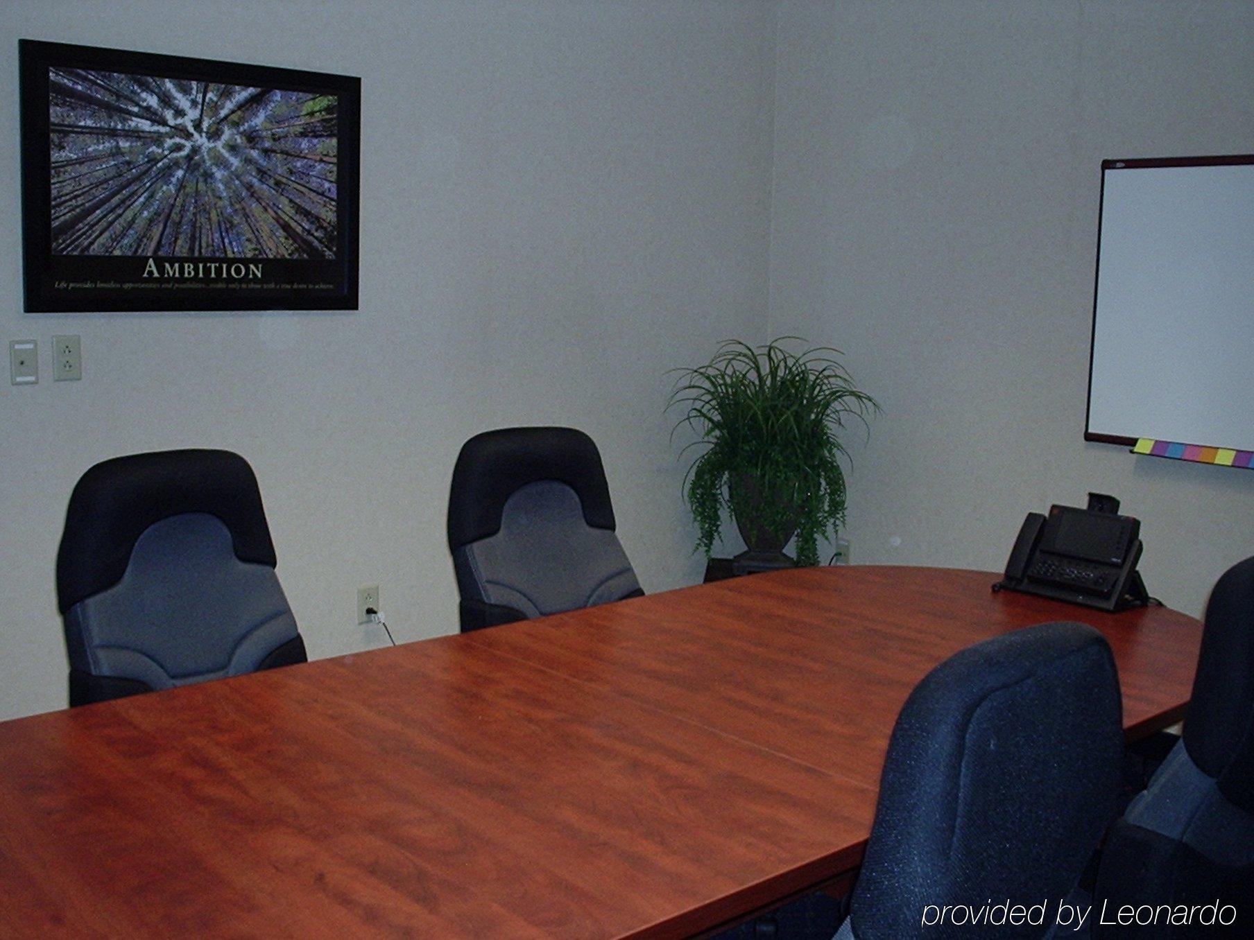 Doubletree By Hilton St. Louis Forest Park Facilities photo