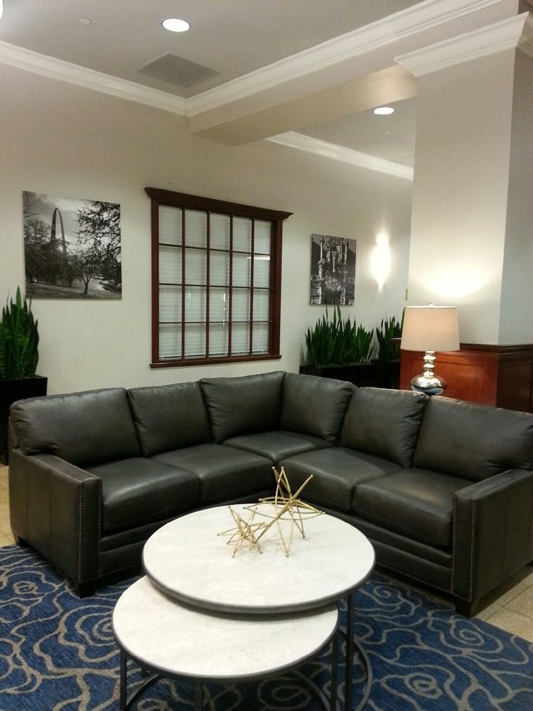 Doubletree By Hilton St. Louis Forest Park Exterior photo